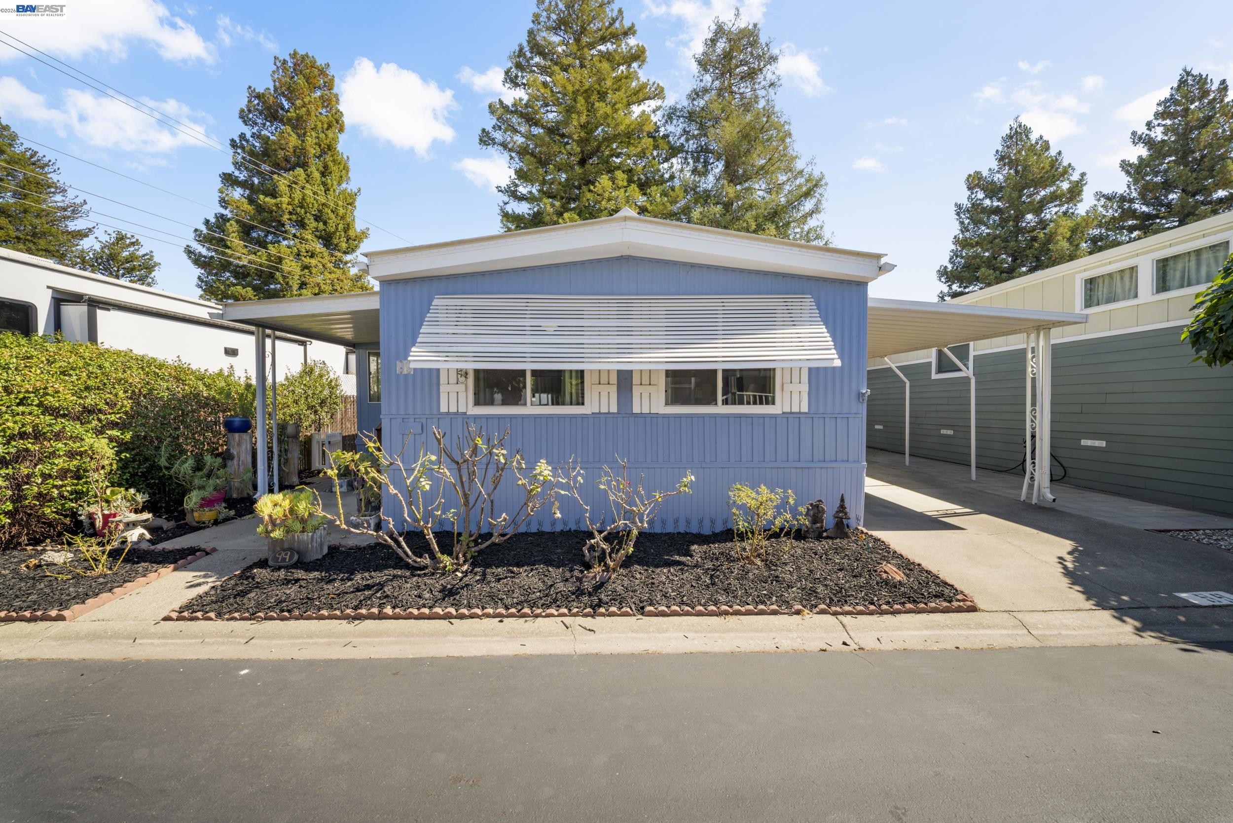 3231 Vineyard Ave # 99