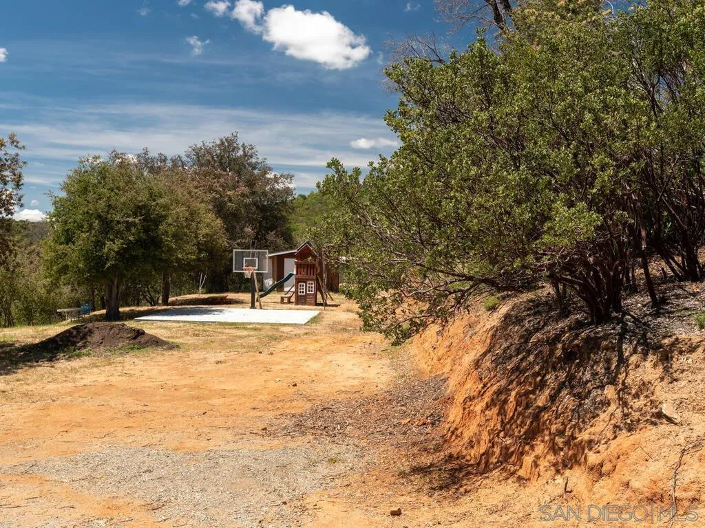 6050 Engineers Road