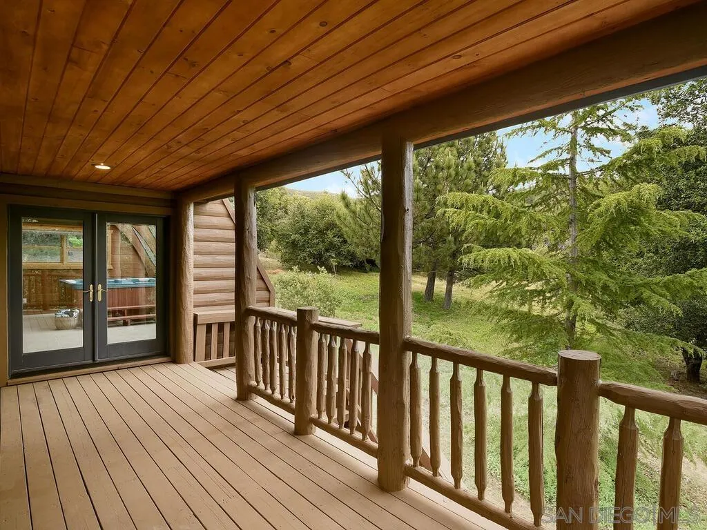 1068 W Incense Cedar Road