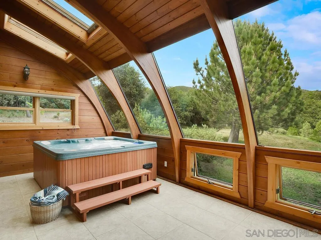 1068 W Incense Cedar Road