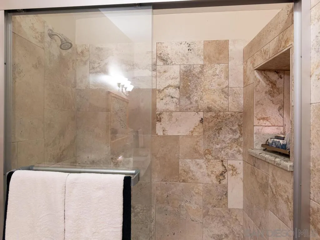 1068 W Incense Cedar Road