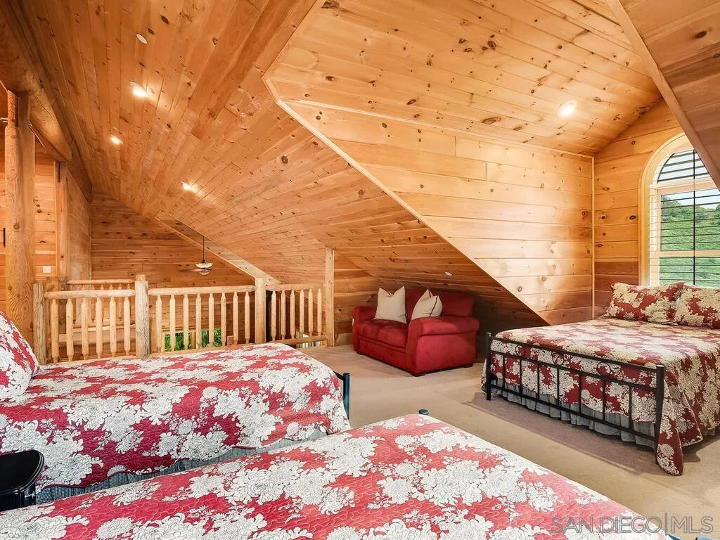 1068 W Incense Cedar Road