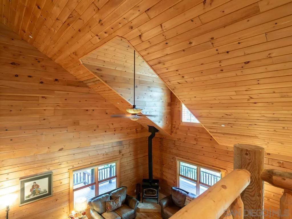 1068 W Incense Cedar Road