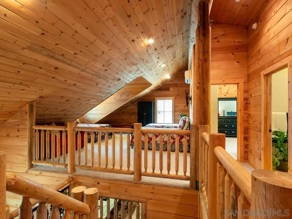 1068 W Incense Cedar Road