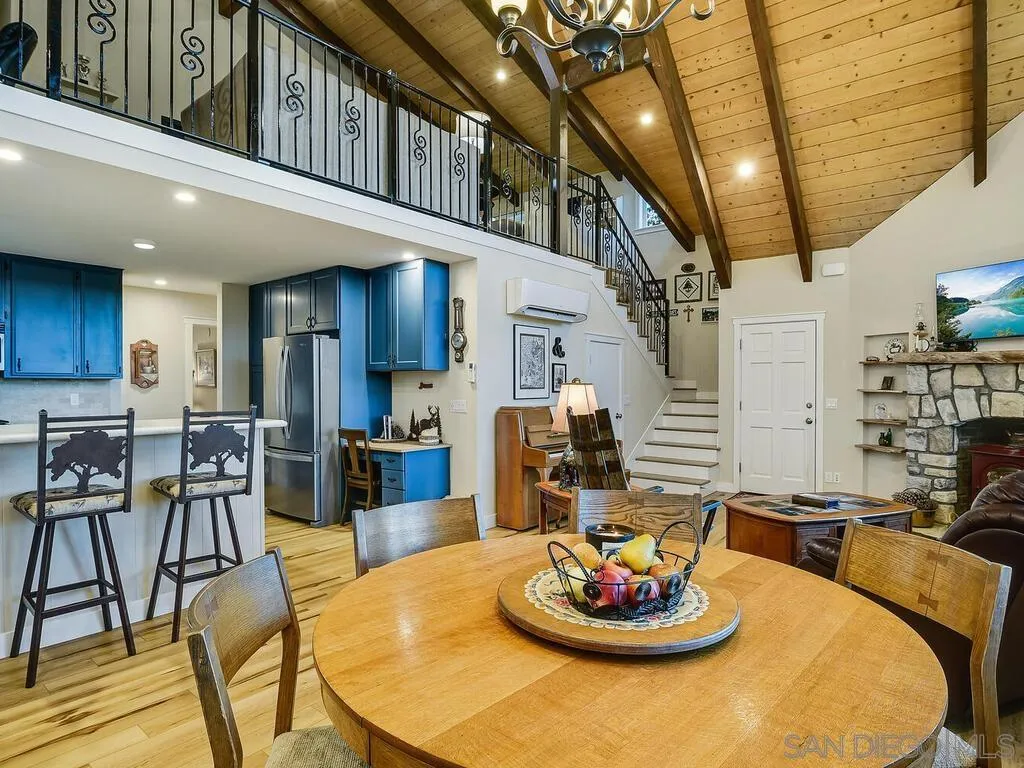 1209 Farmer Road