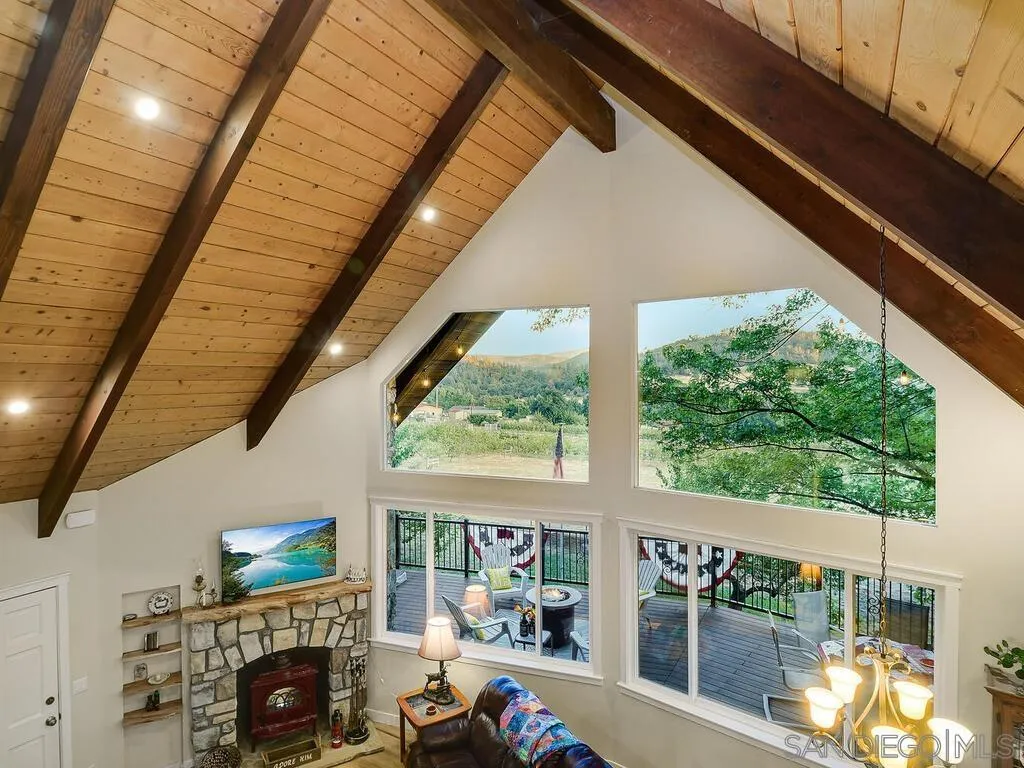 1209 Farmer Road