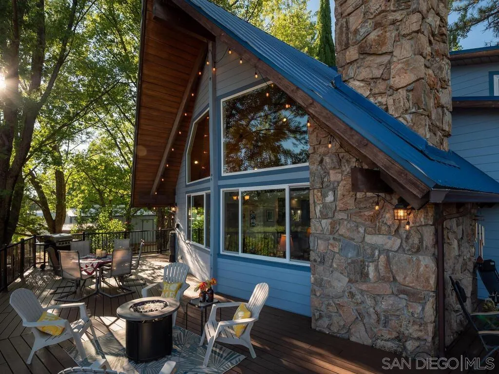 1209 Farmer Road
