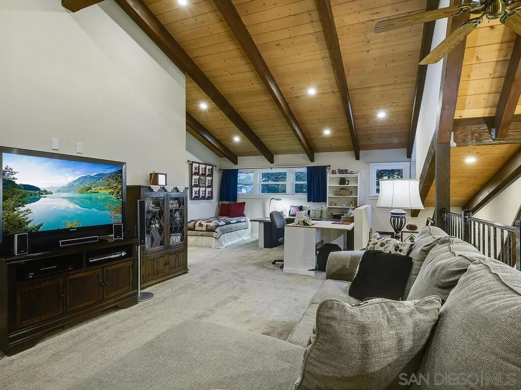 1209 Farmer Road