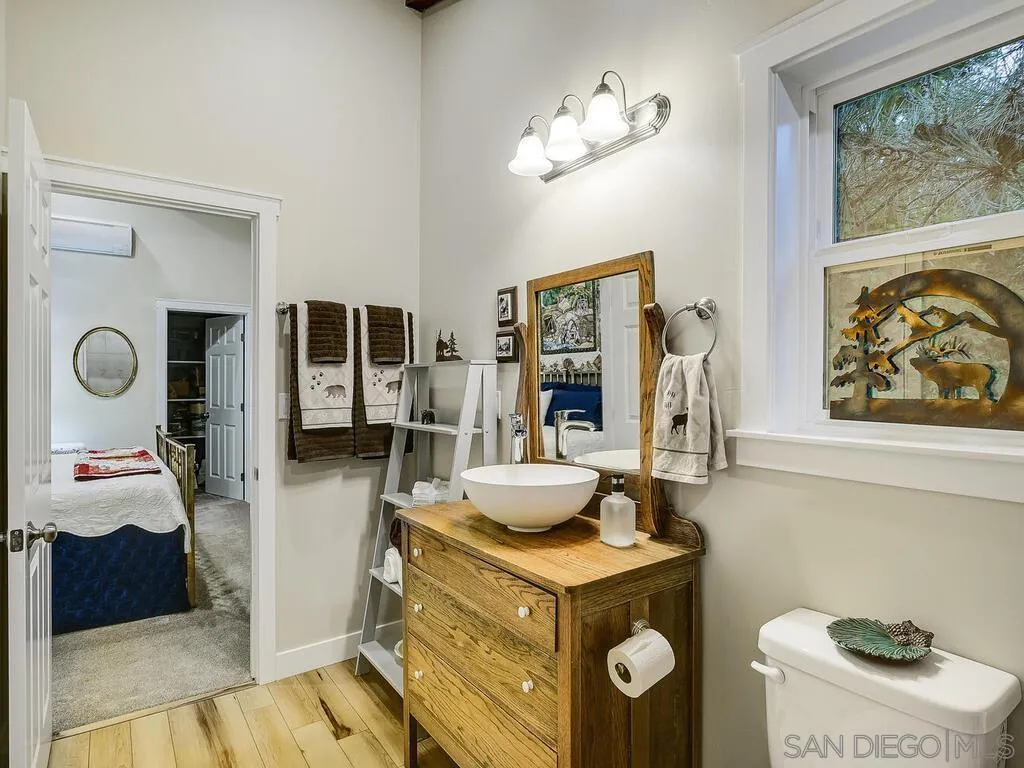 1209 Farmer Road