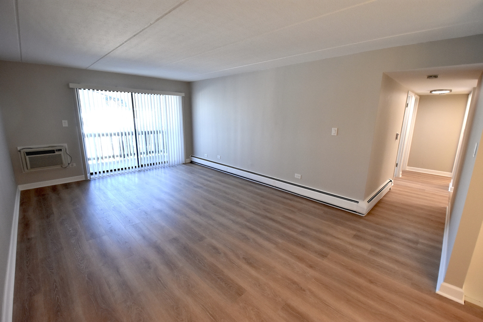 7920 WOODGLEN Lane Unit: 201