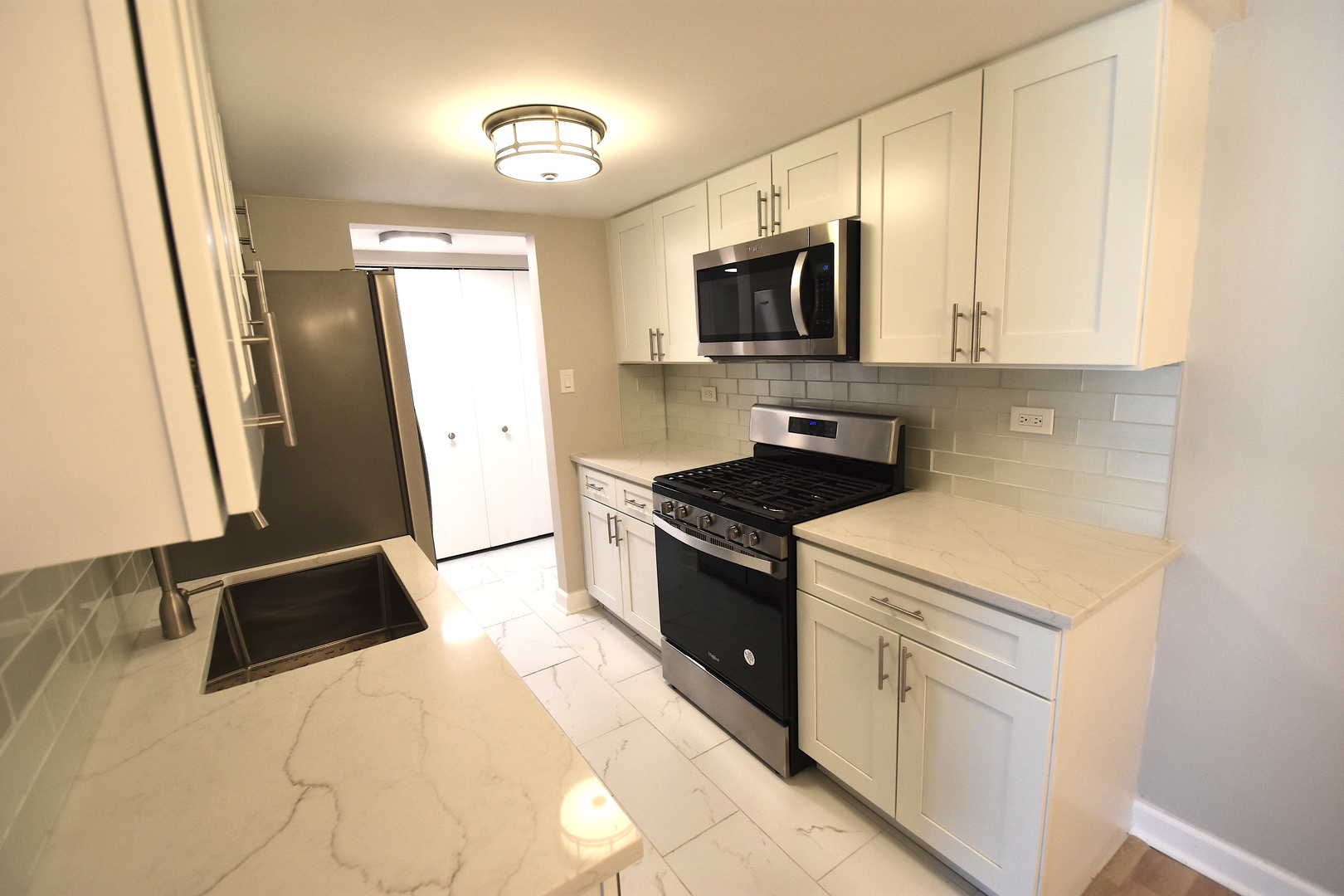 7920 WOODGLEN Lane Unit: 201