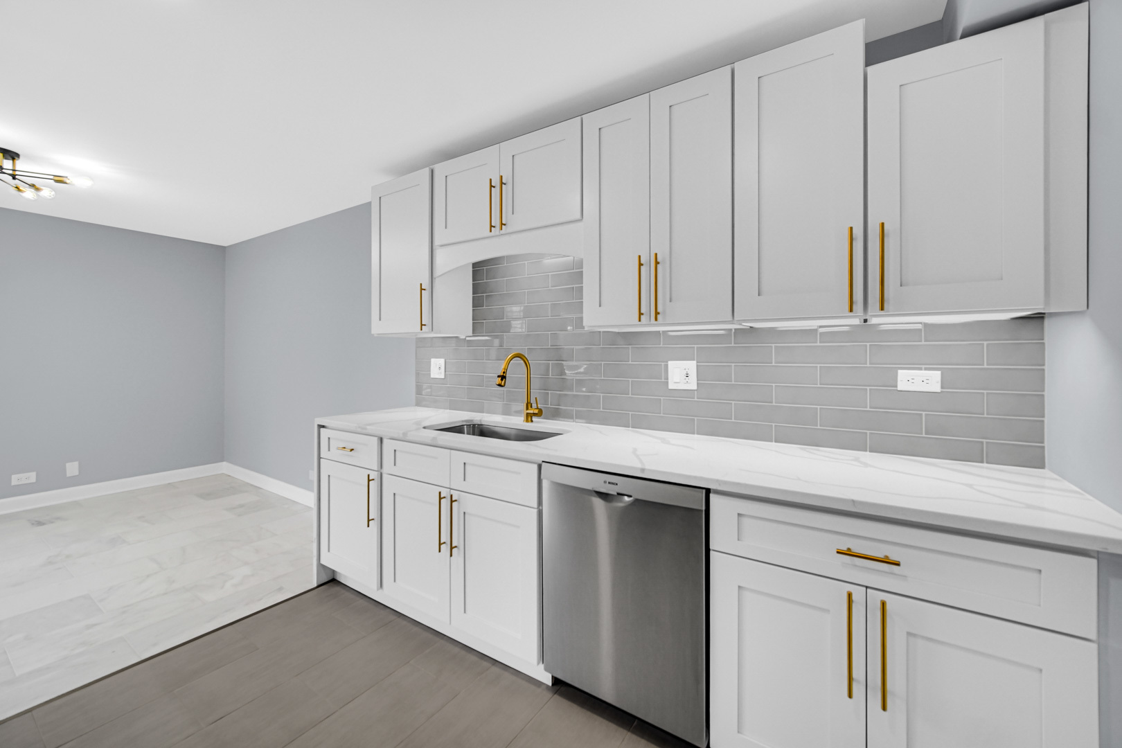 1915 Tanglewood Drive Unit: 2D