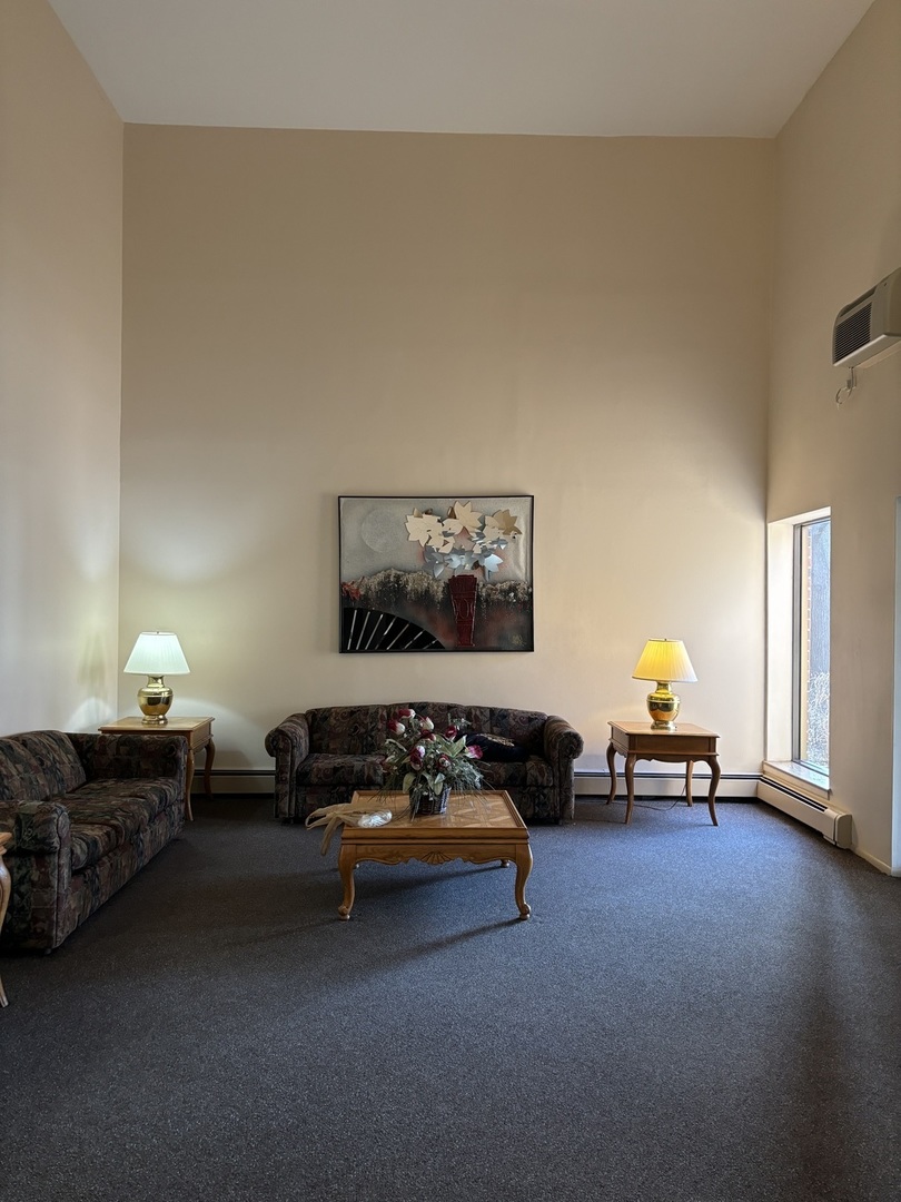 1475 Rebecca Drive Unit: 215