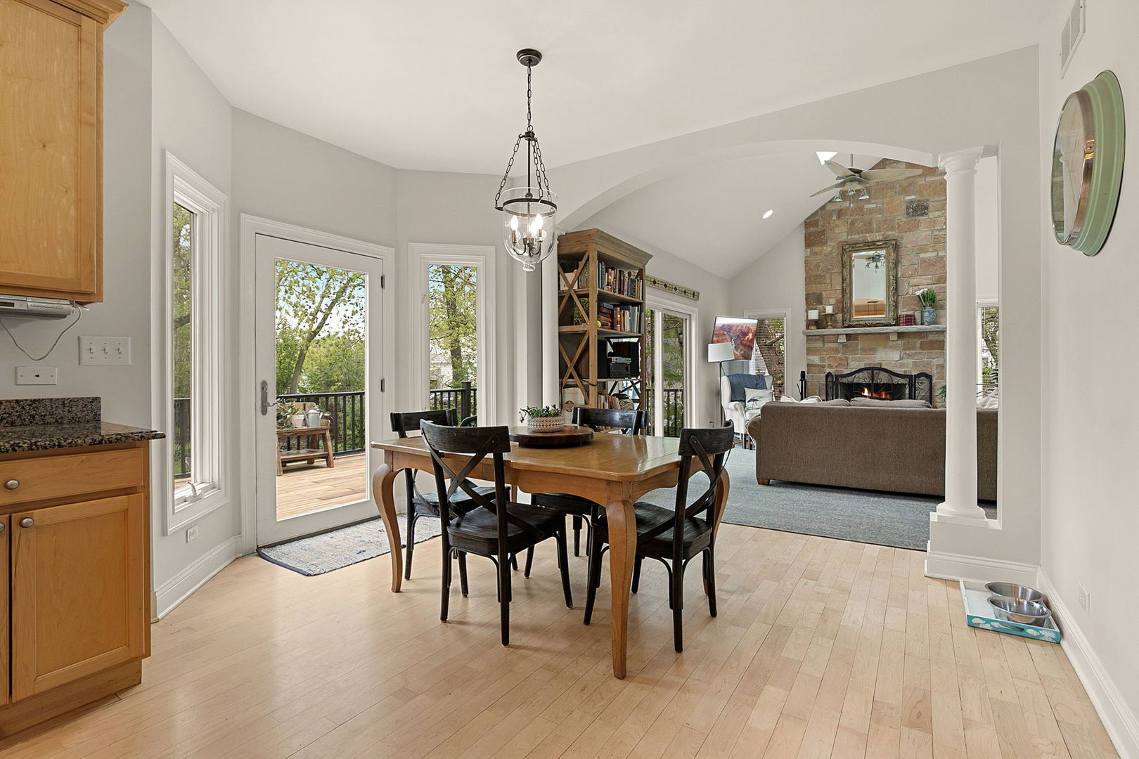 1033 W 58th Street