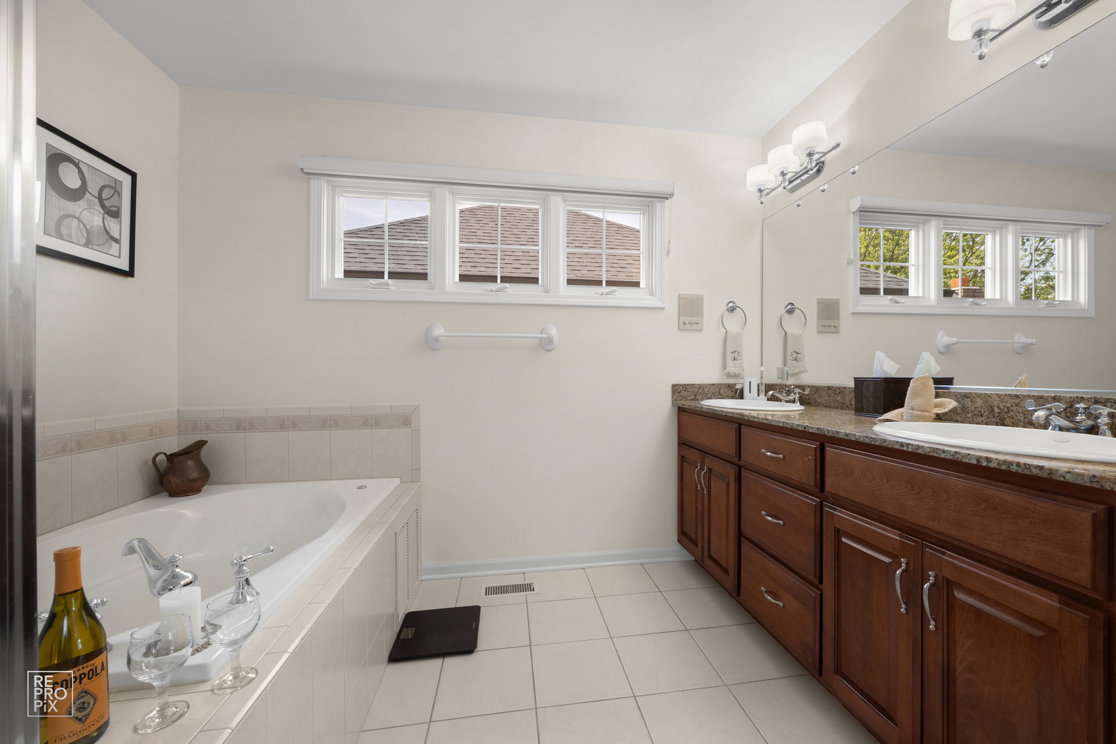 815 Emerald Court