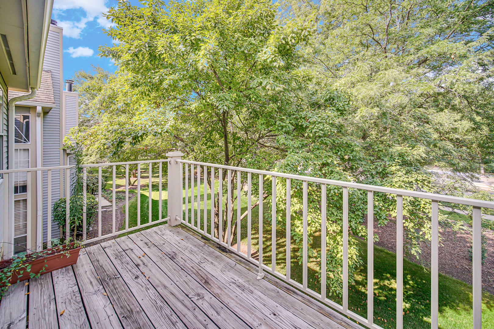 204 Glasgow Lane Unit: B204