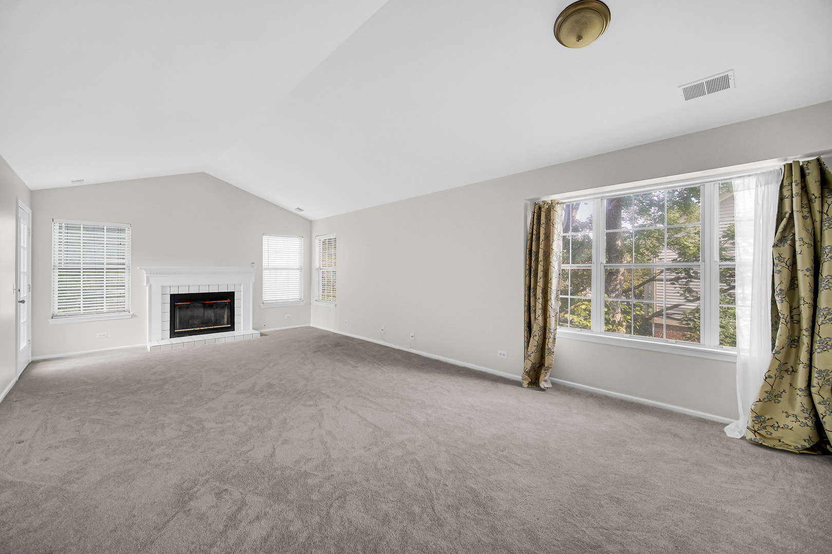 204 Glasgow Lane Unit: B204