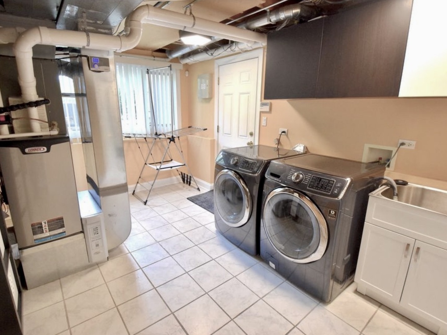 1302 S PRINCETON Avenue