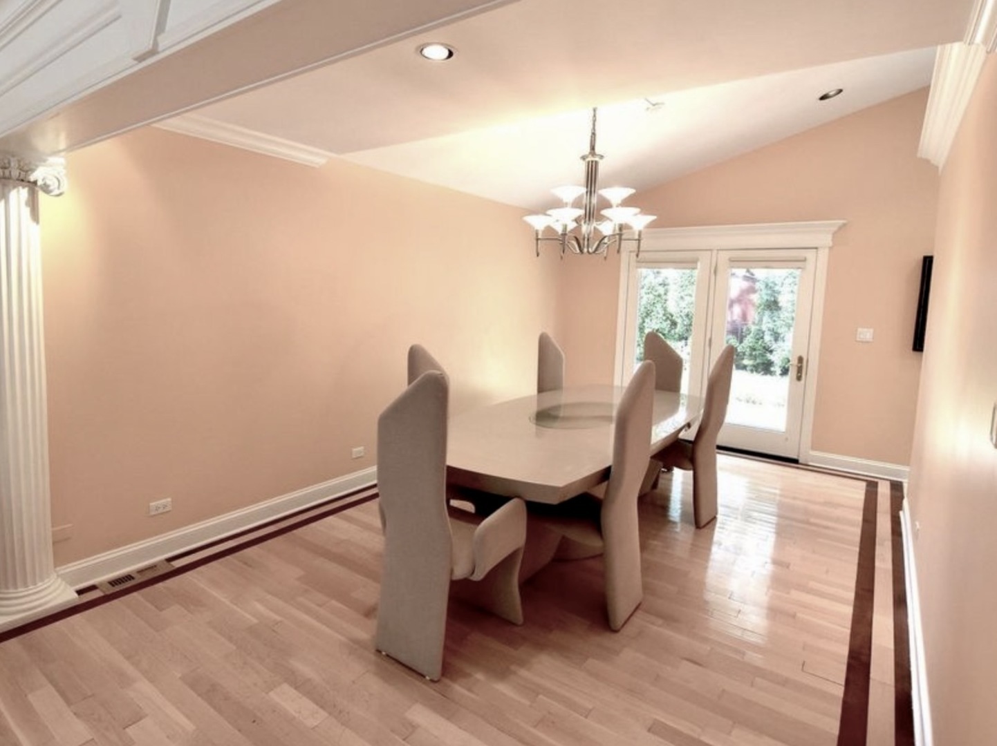 1302 S PRINCETON Avenue