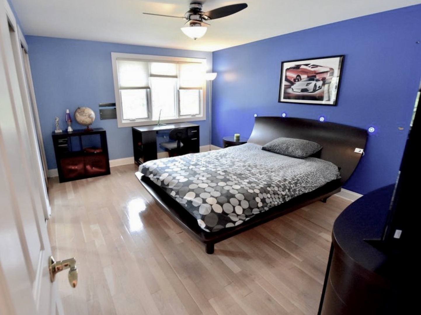 1302 S PRINCETON Avenue