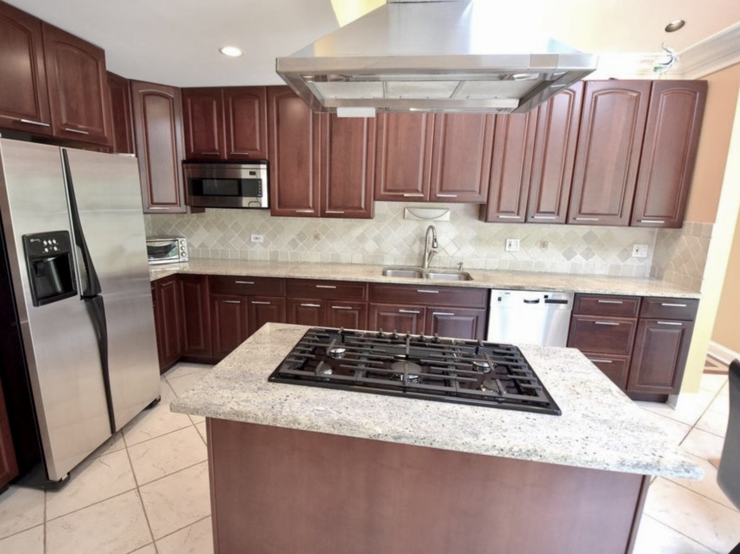 1302 S PRINCETON Avenue