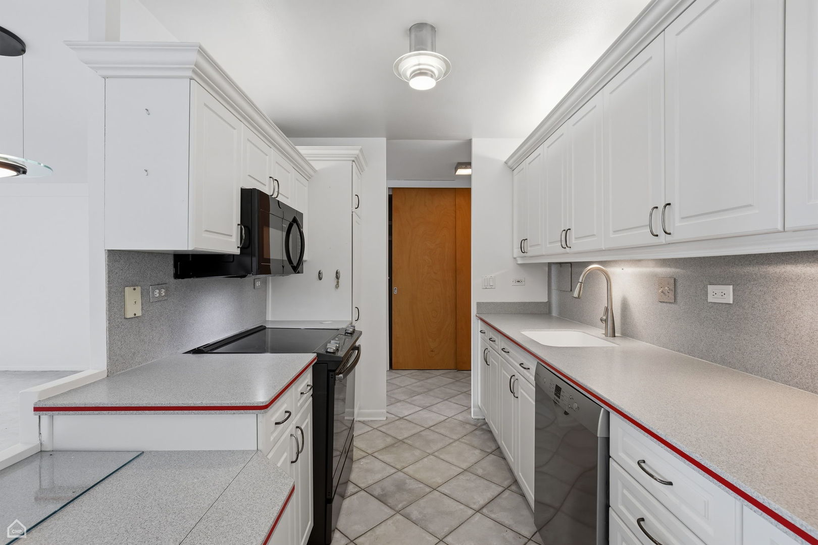 900 N Lake Shore Drive Unit: 1207