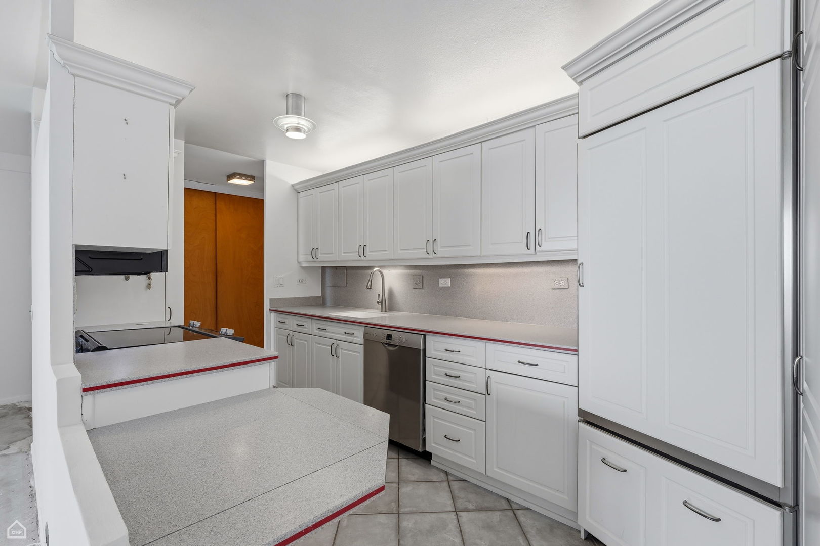 900 N Lake Shore Drive Unit: 1207