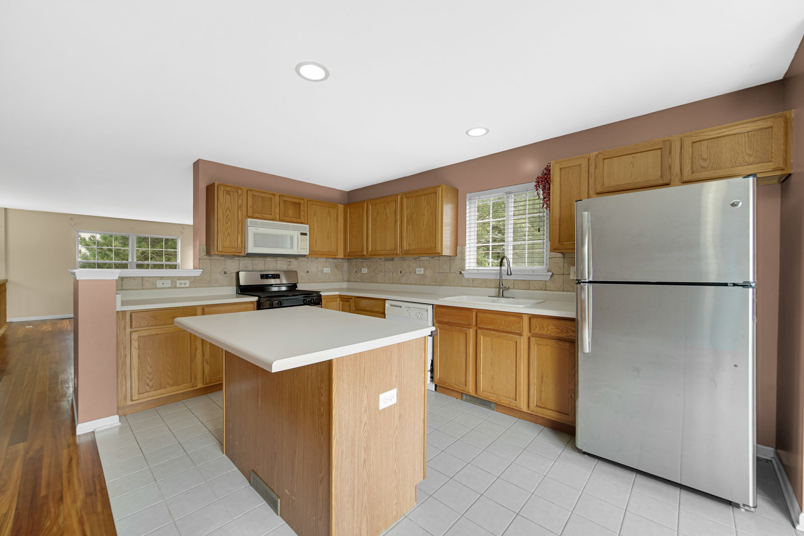 62 E Clare Court Unit: 62