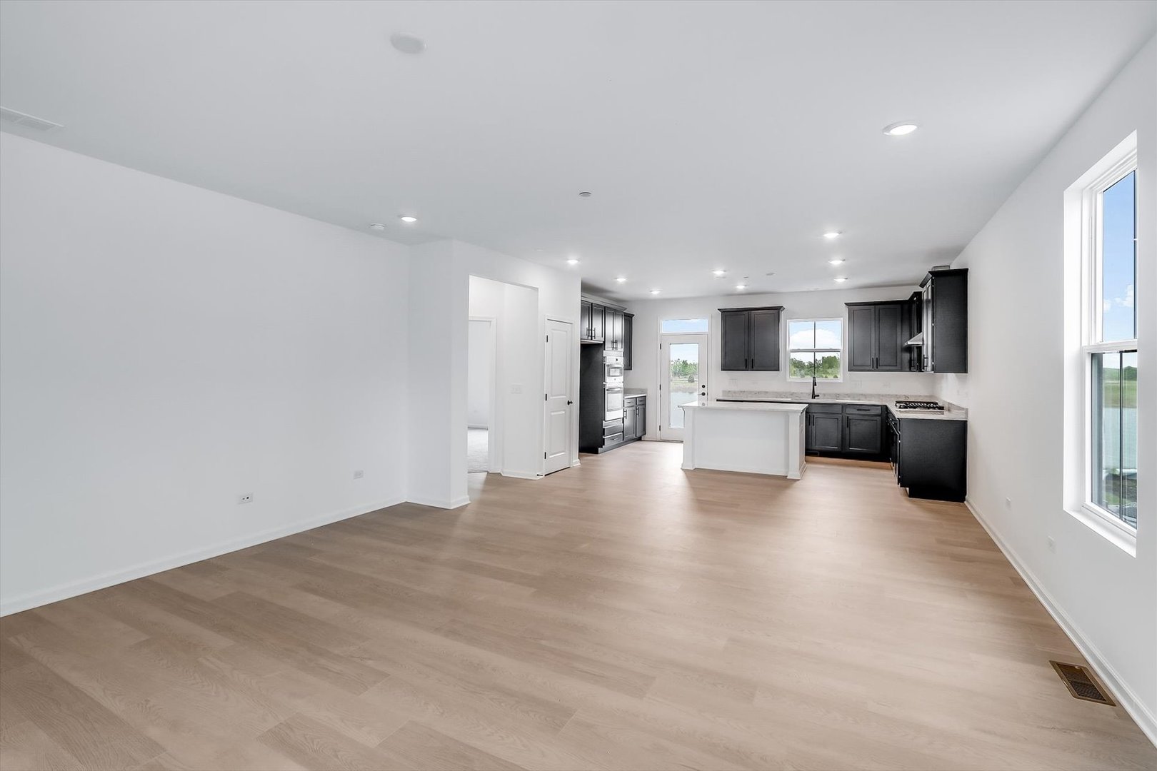 15446 W Amelia Circle