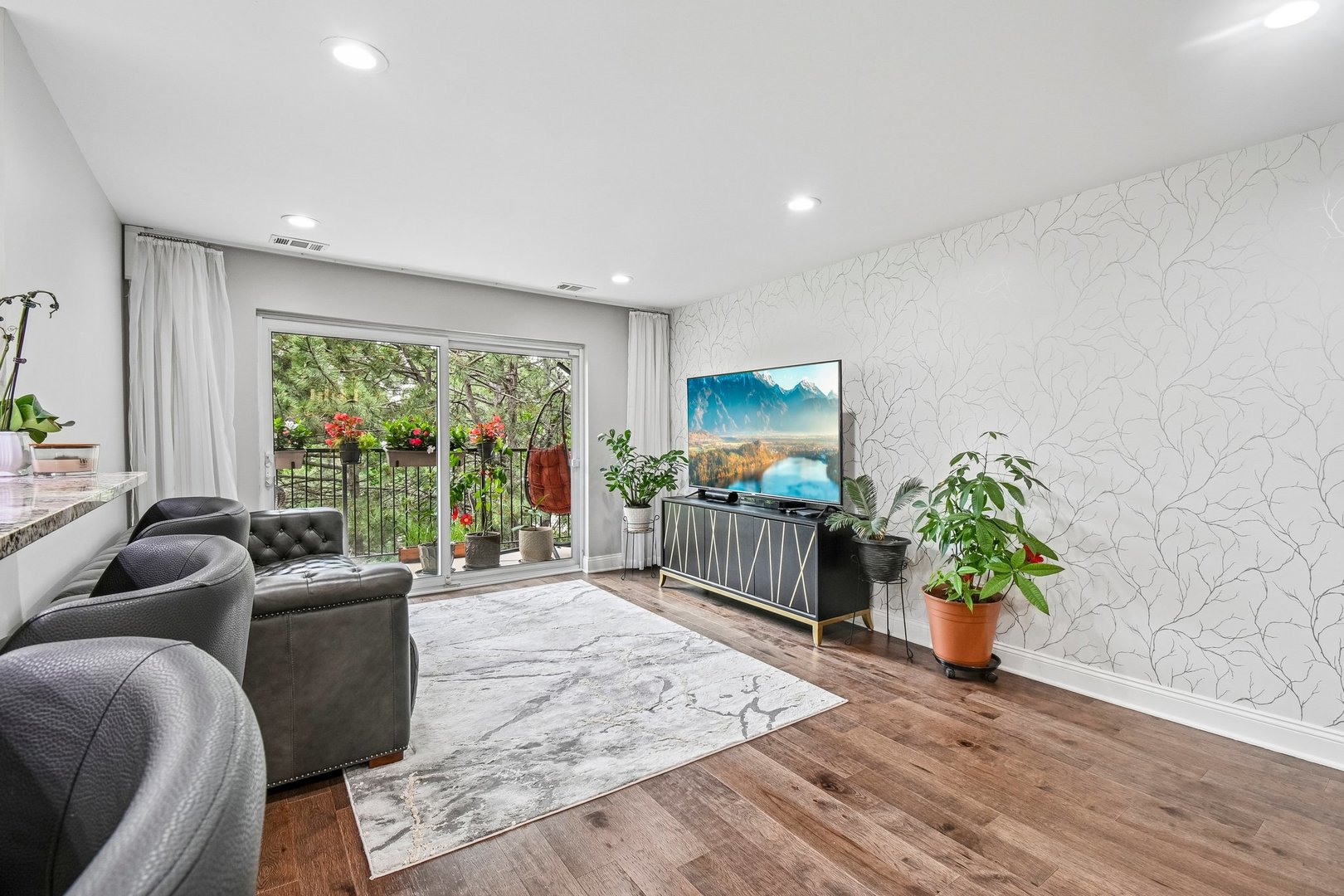 8630 Waukegan Road Unit: 414