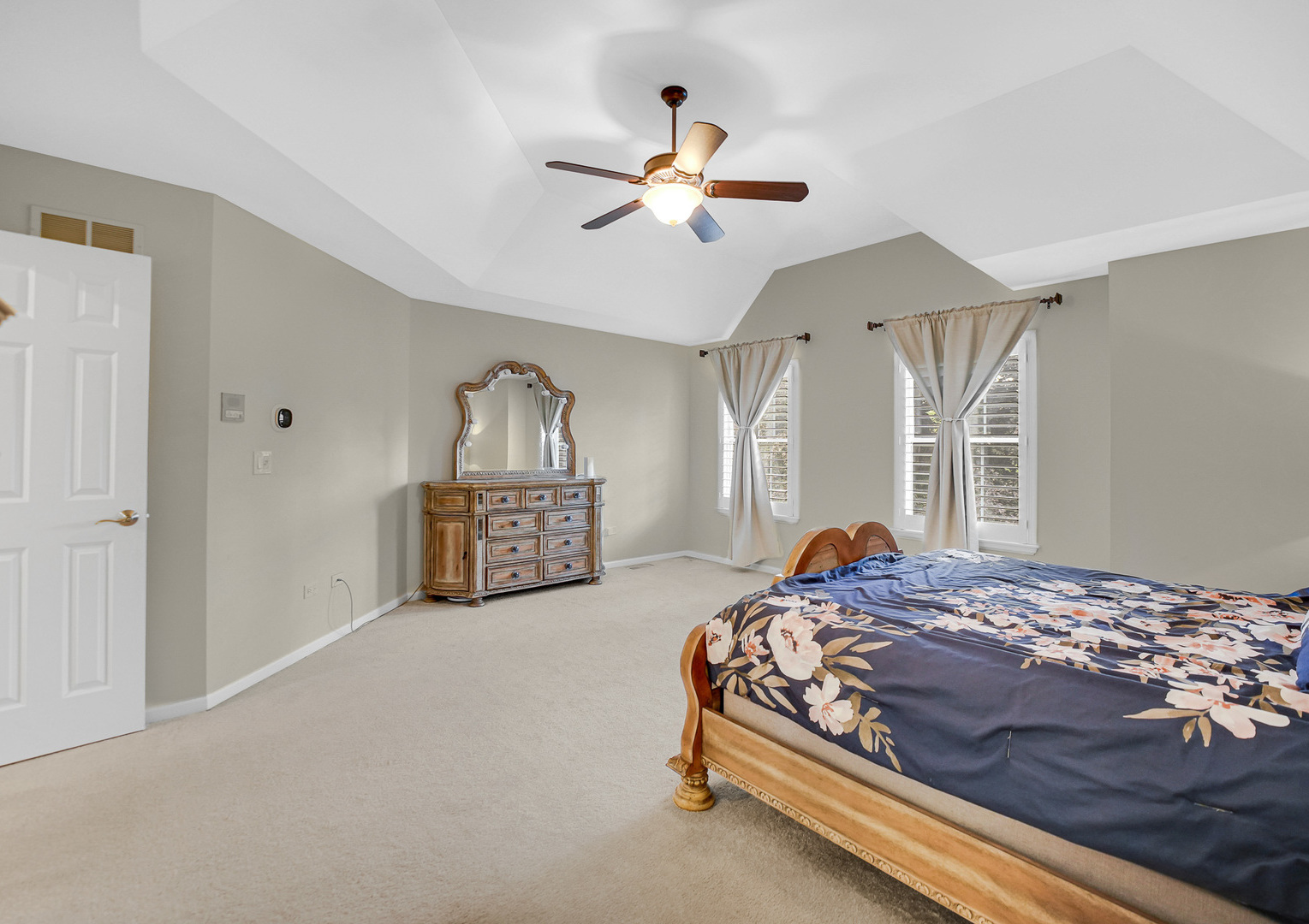 6430 Clarendon Hills Road