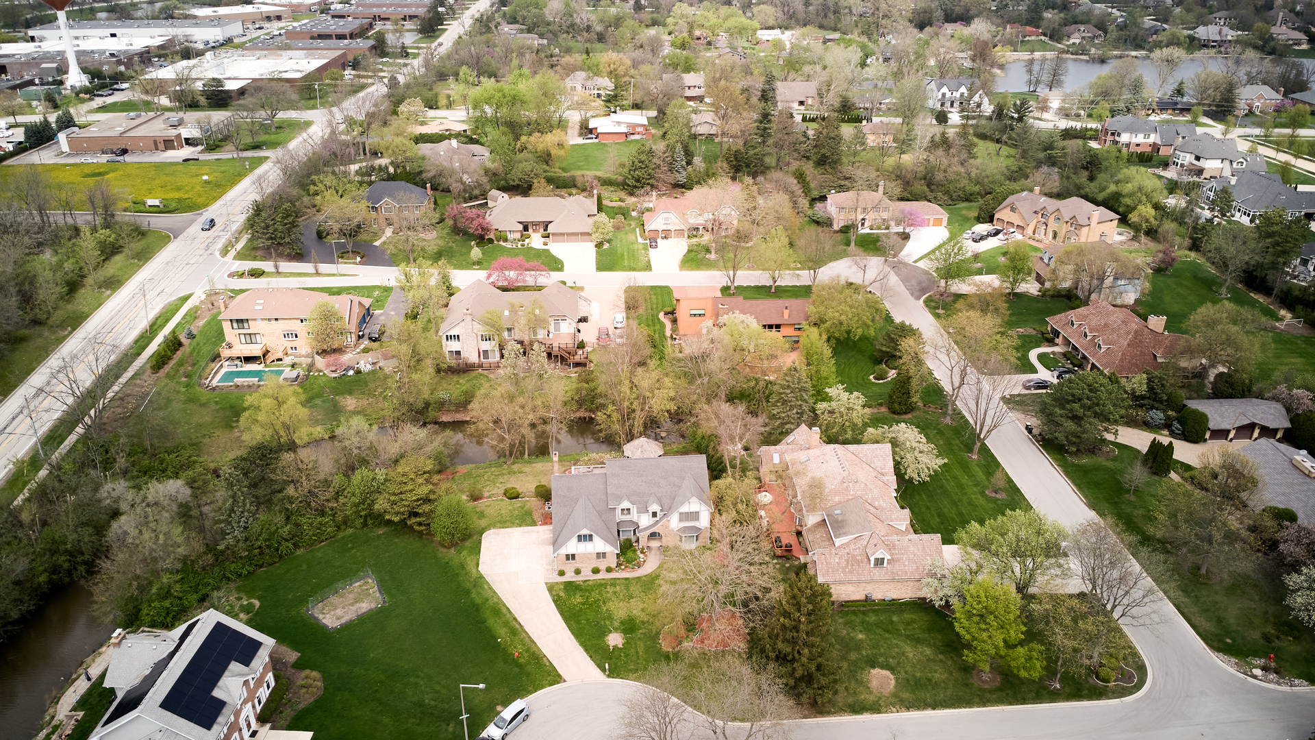 766 Camelot Drive