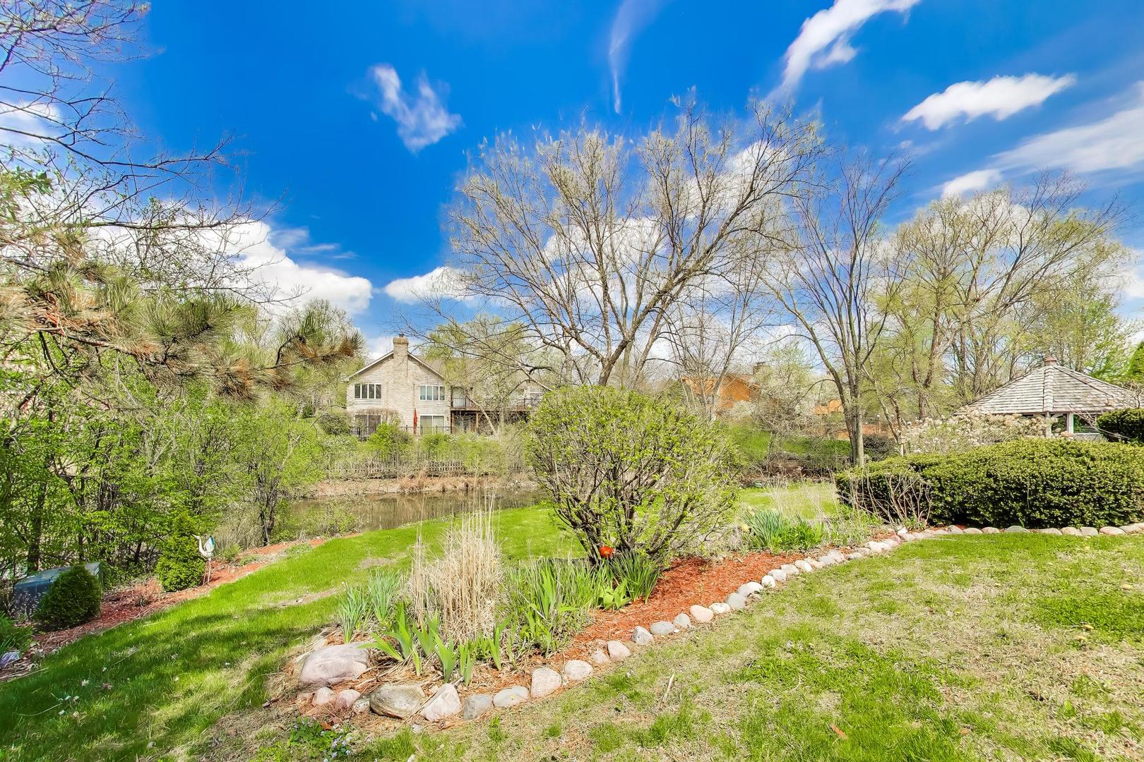 766 Camelot Drive