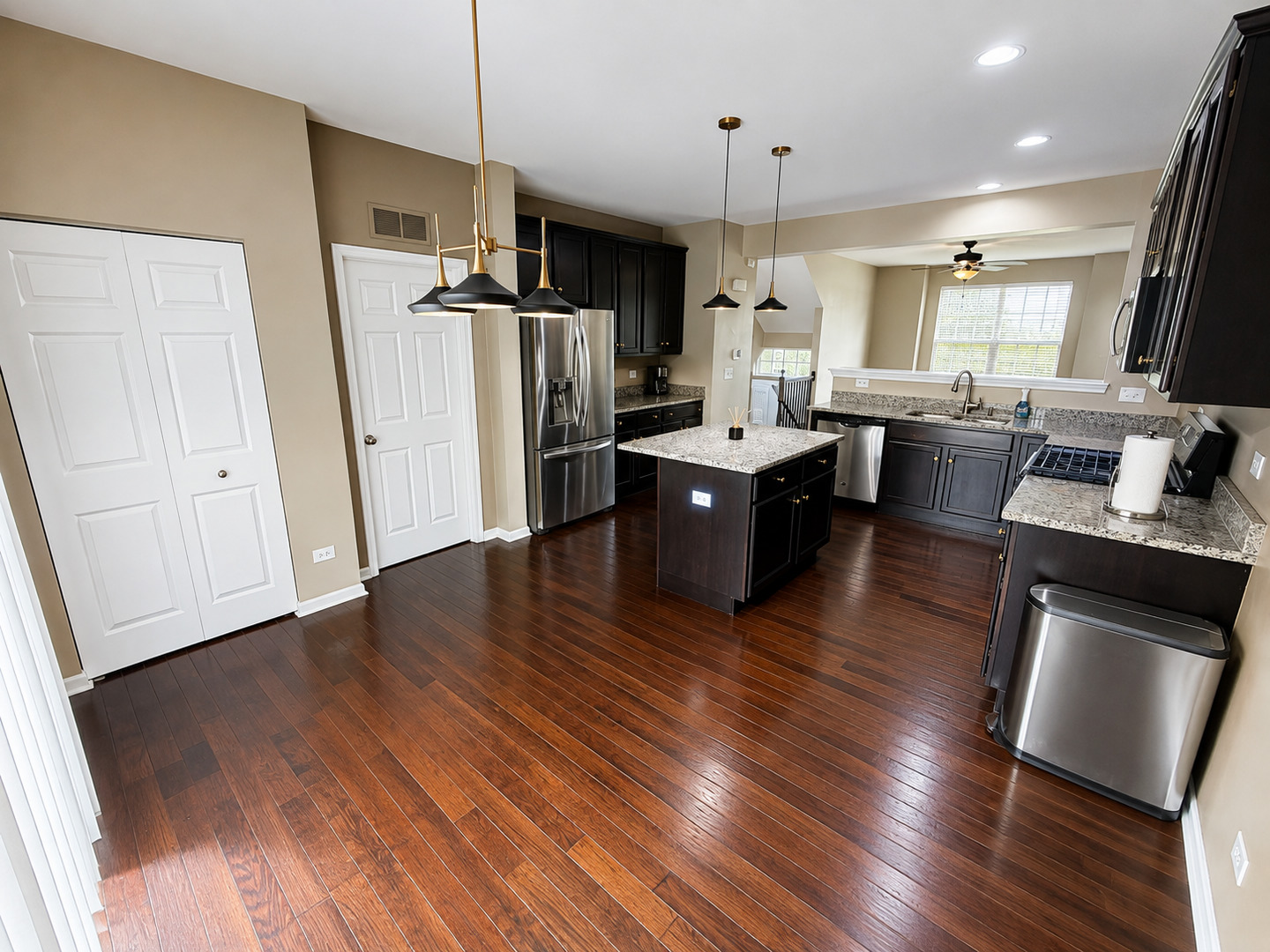 10535 W 154th Place