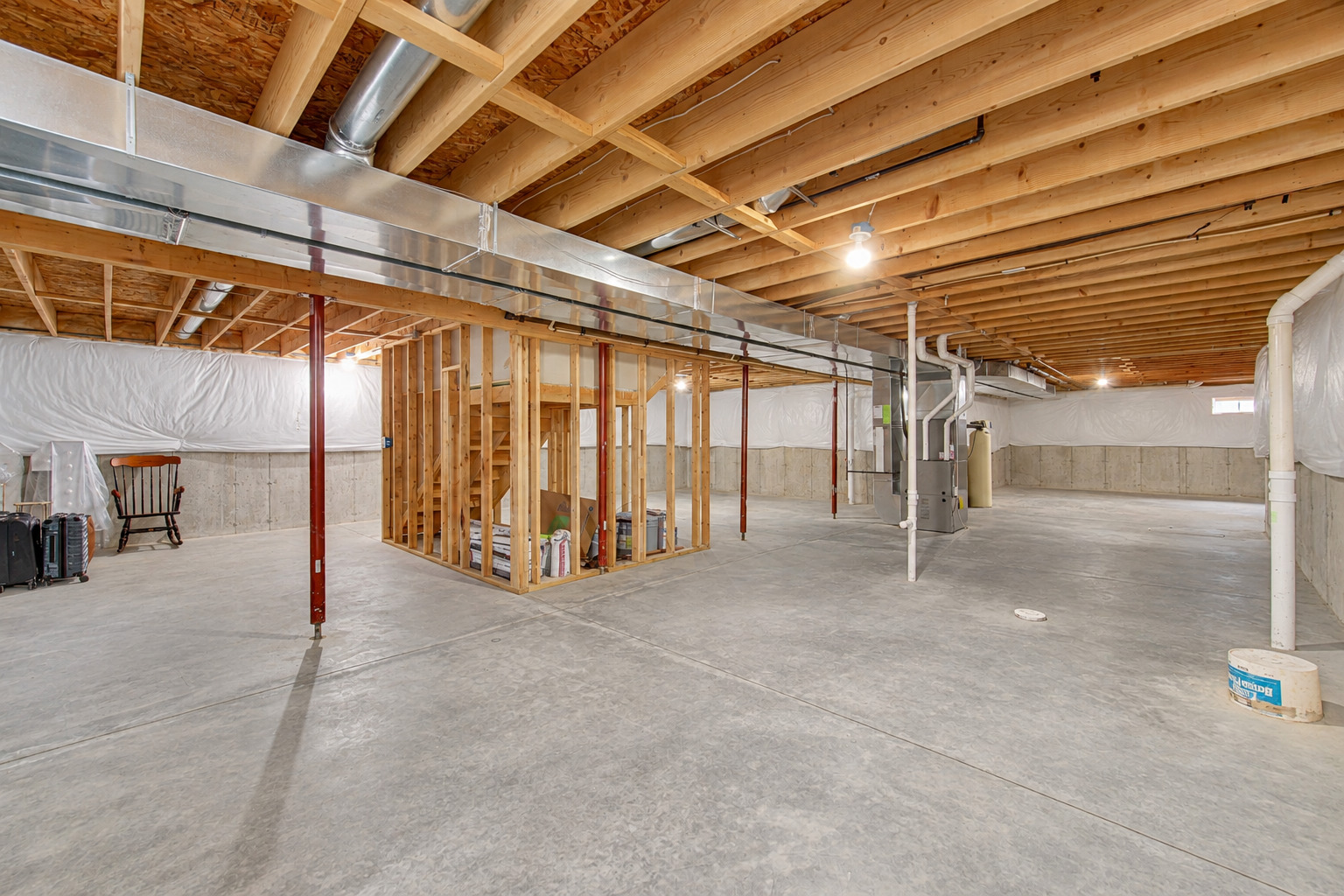 1501 OAKFOREST Drive