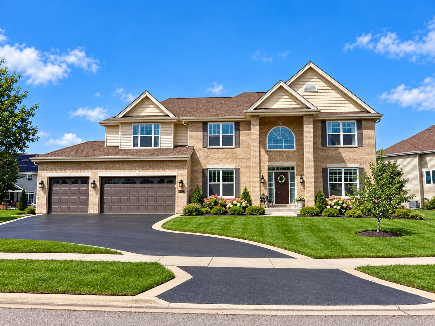 1501 OAKFOREST Drive