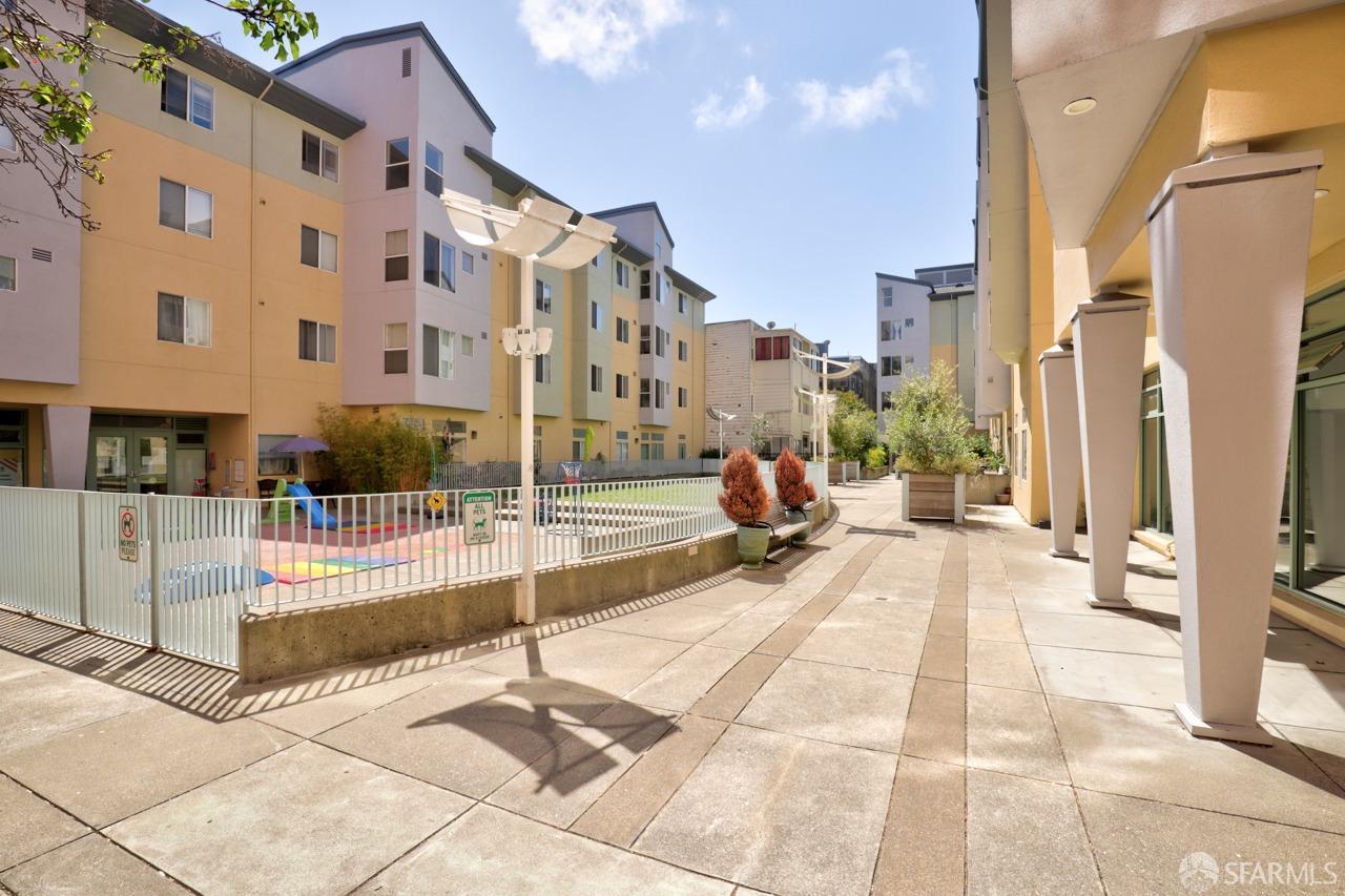135 Valencia Street # A204