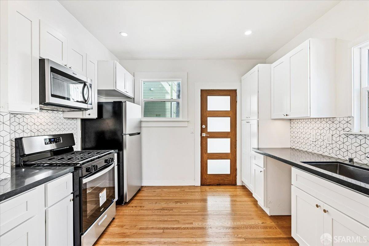 168-170 Corbett Avenue