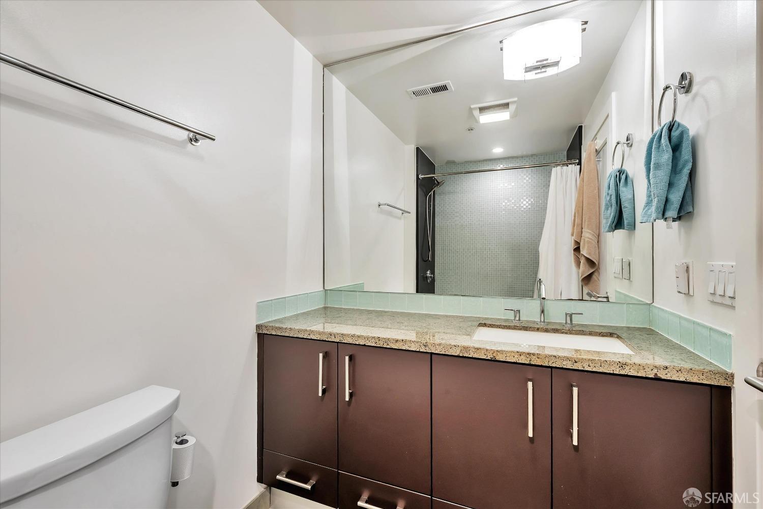 69 Clementina Street # 802