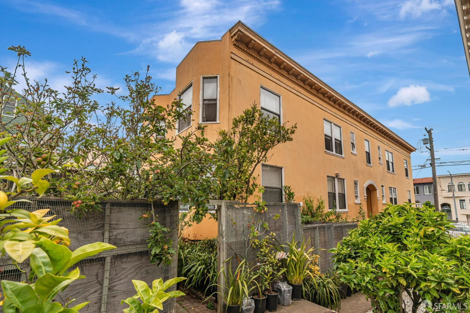 4829 California Street