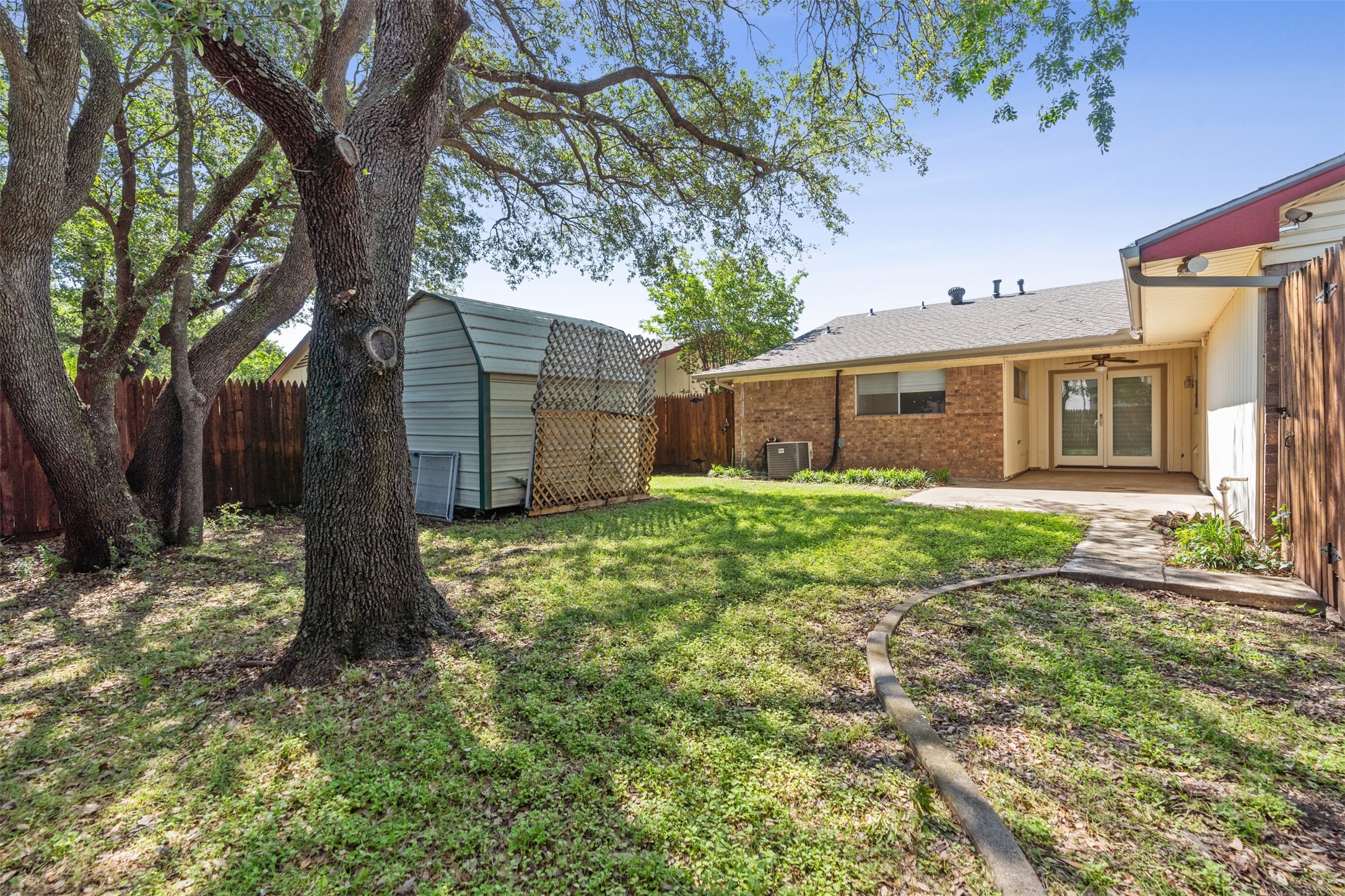 3213 Potomac Drive