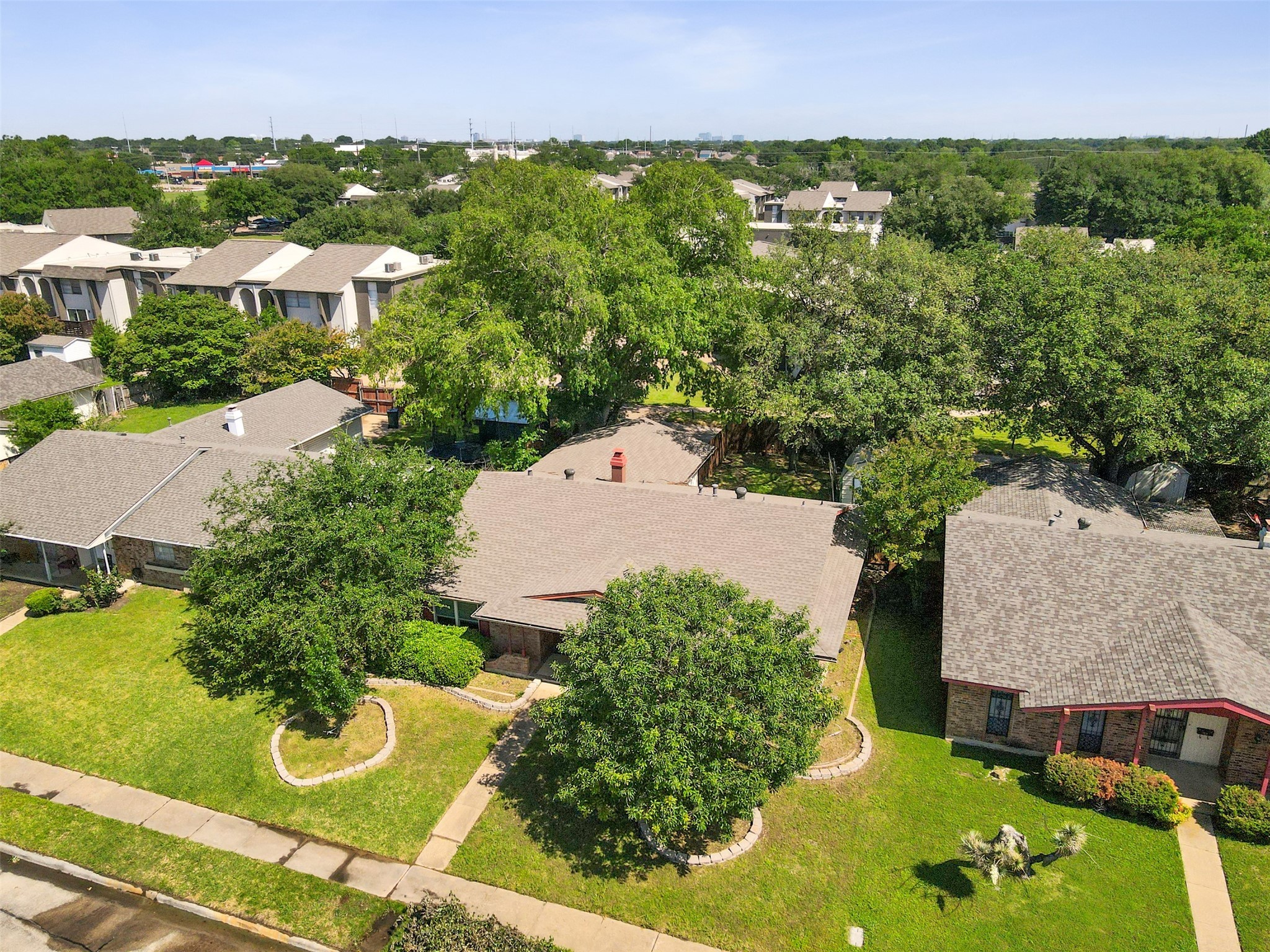 3213 Potomac Drive