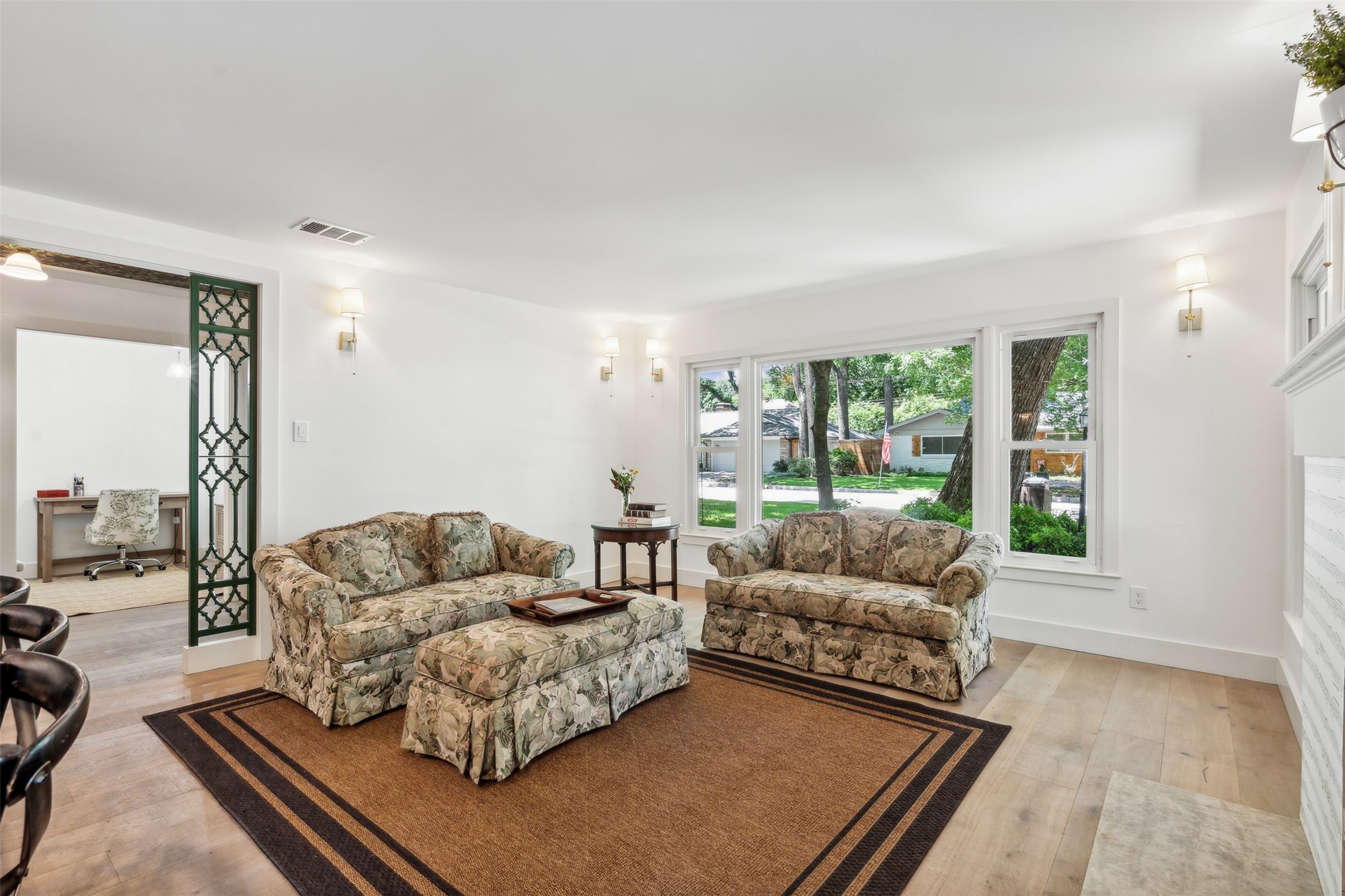 3129 Tanglewood Trail