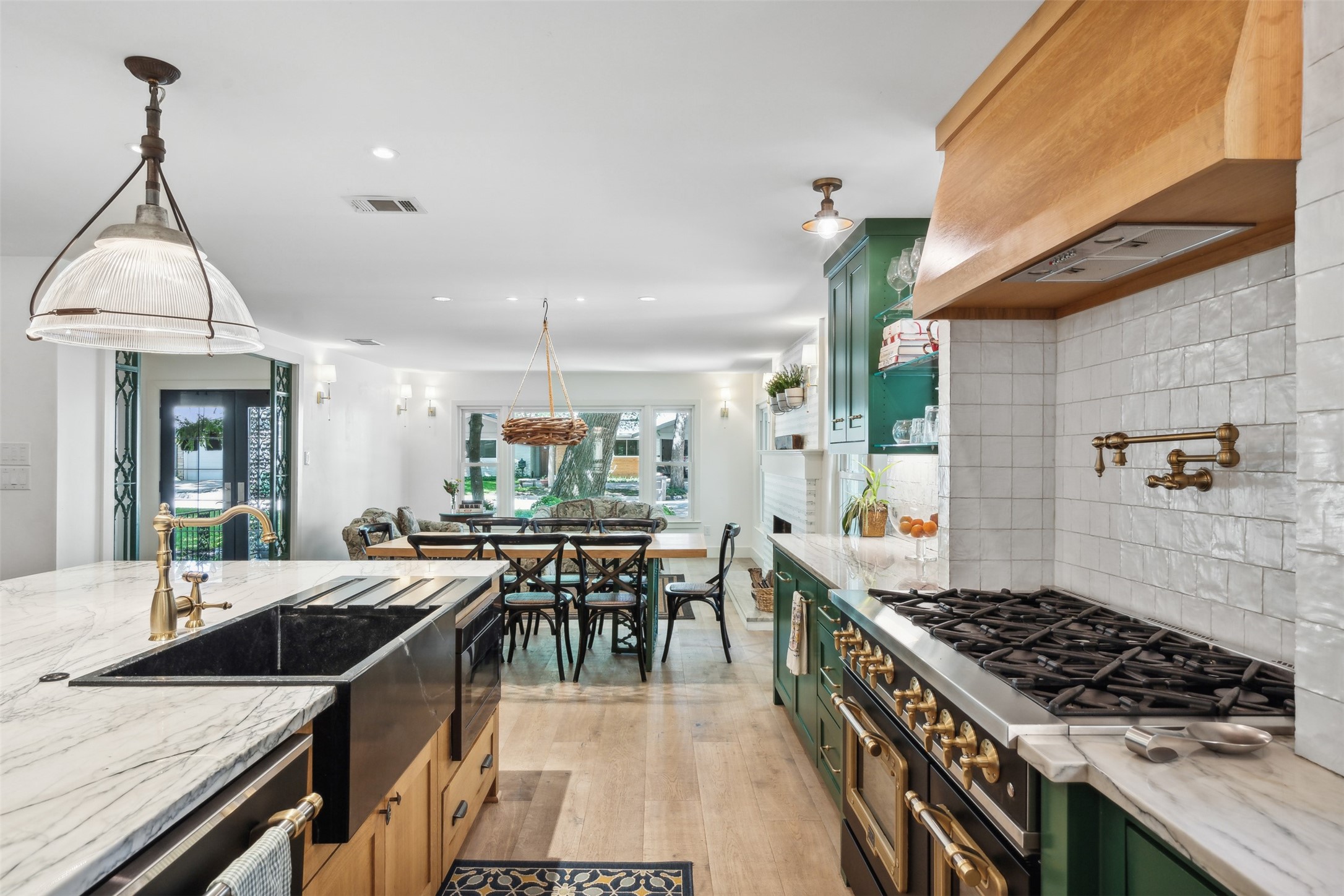 3129 Tanglewood Trail