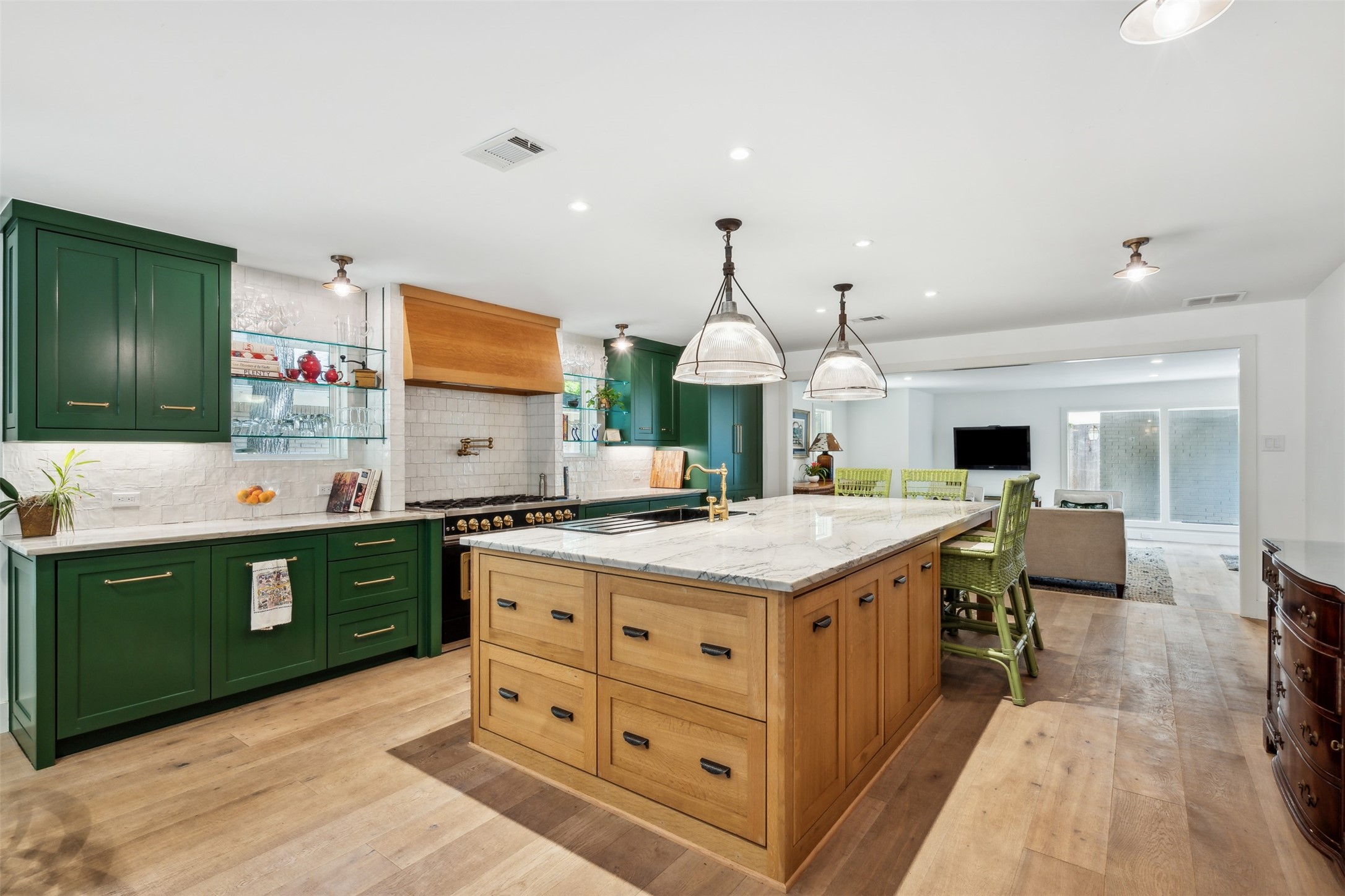 3129 Tanglewood Trail