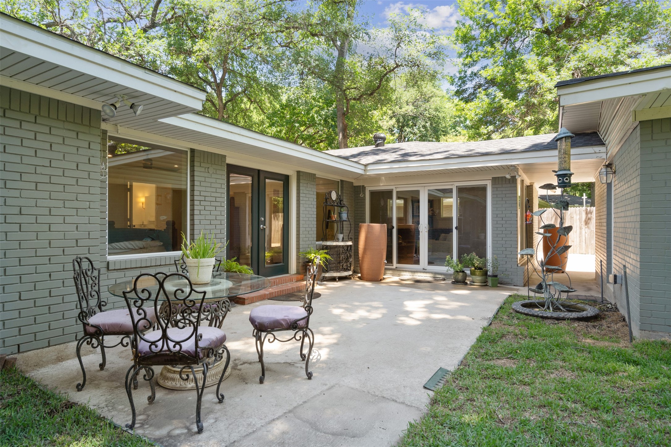 3129 Tanglewood Trail