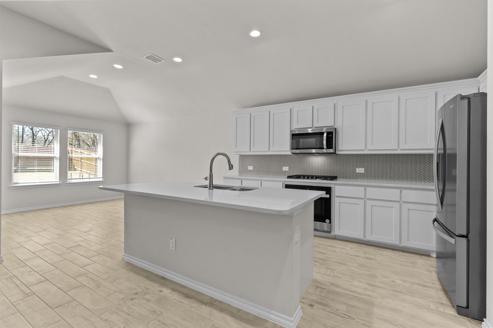 908 Granite Drive