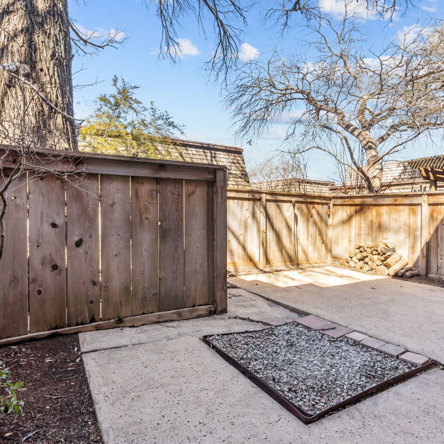 3012 Tanglewood Park West