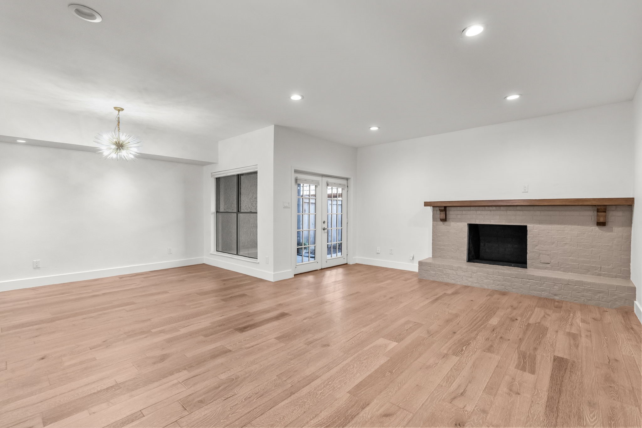 3012 Tanglewood Park West