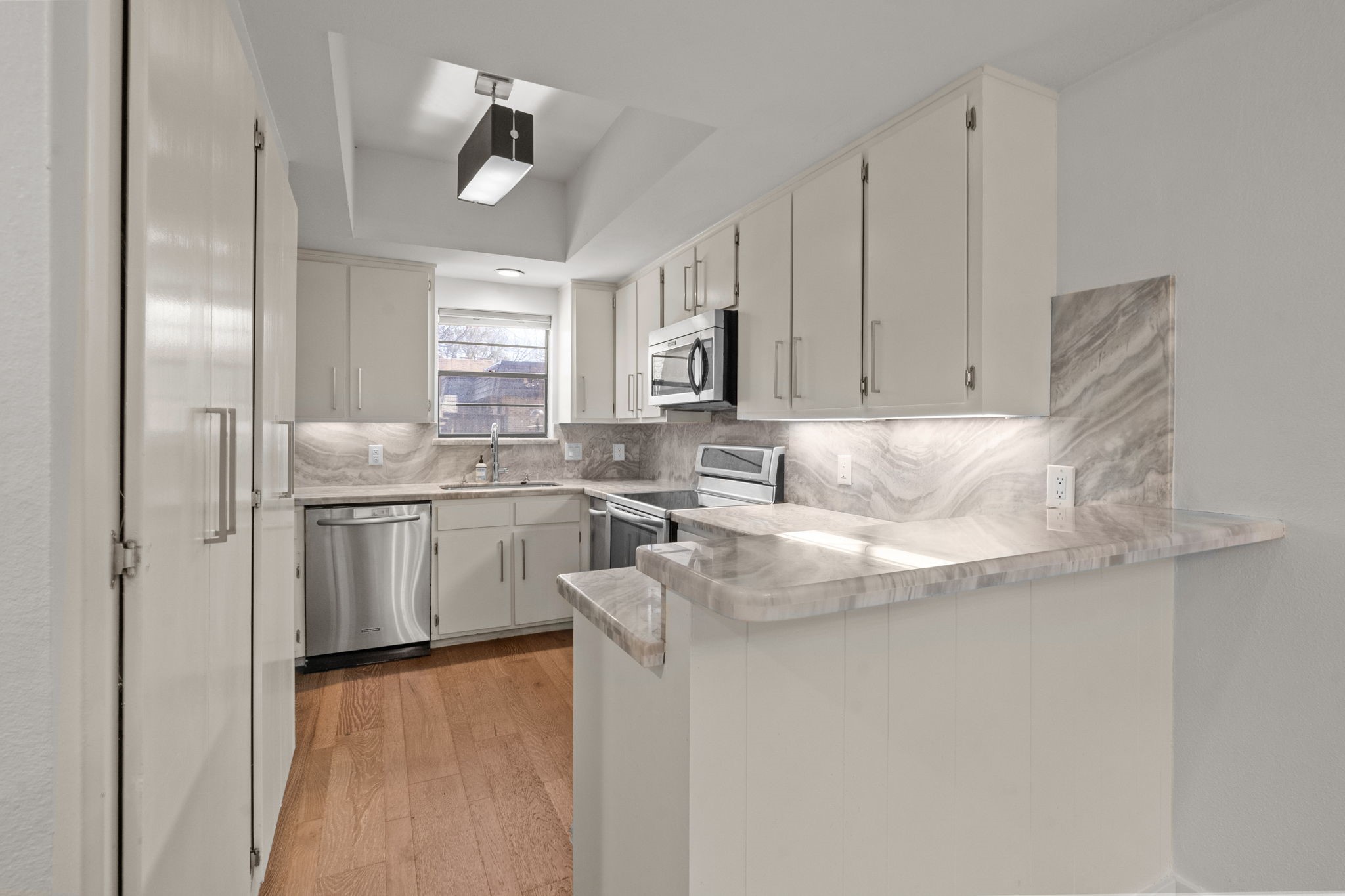 3012 Tanglewood Park West